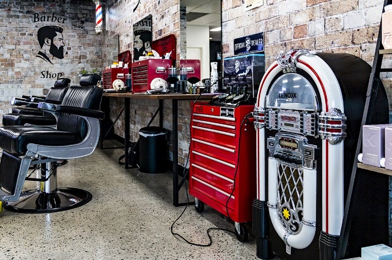 COOL BARBERSHOP